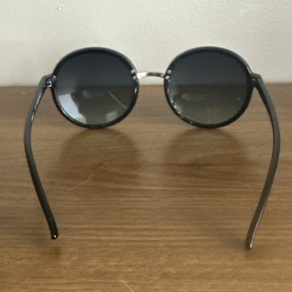 Vince Camuto Women's Round Sunglasses Black Frame Smoke Lenses UV Protection - Picture 5 of 8